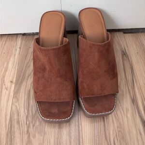 Universal Thread Brown Suede Open-Toe Slide Heels